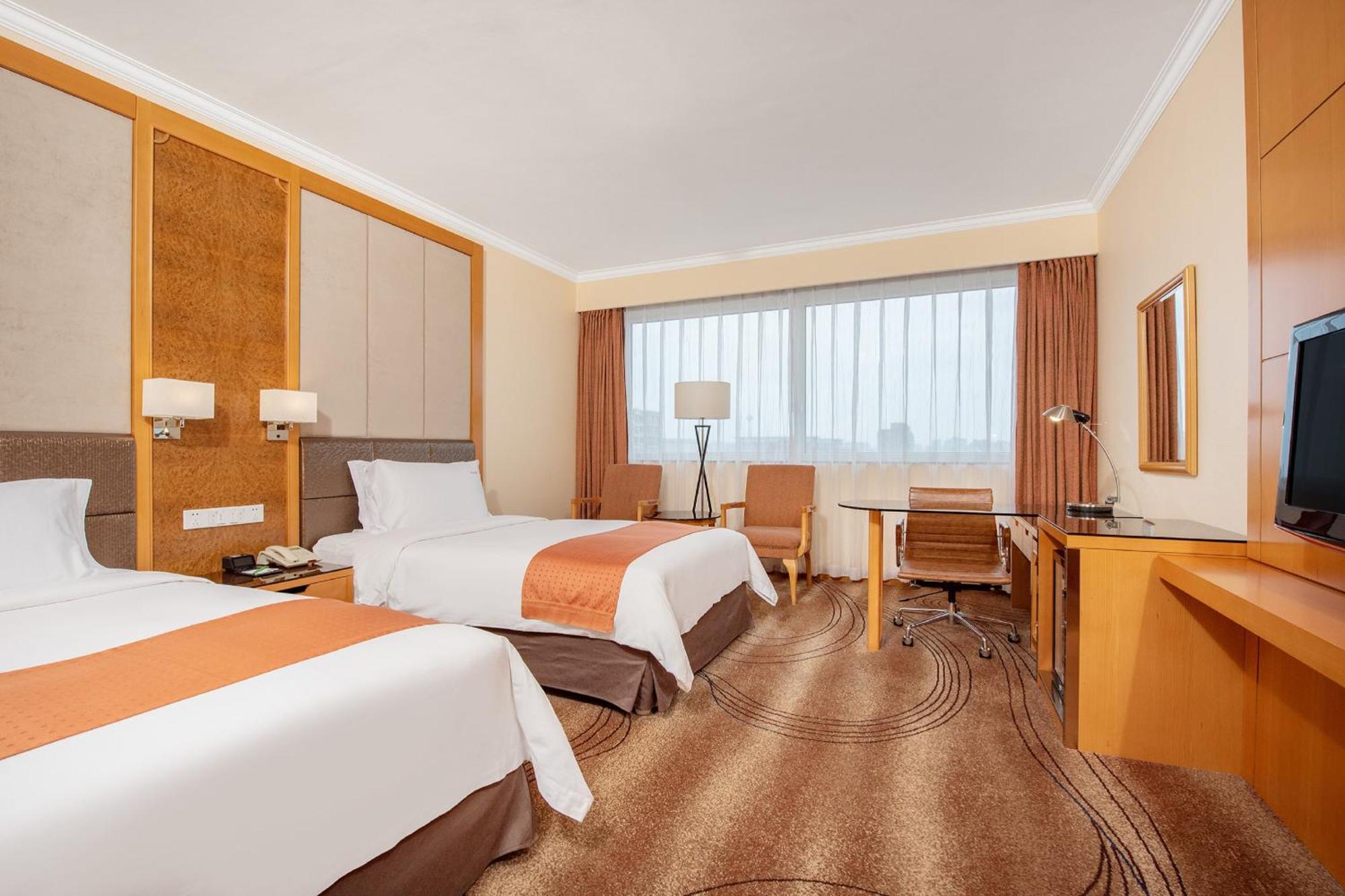 Отель Chang An West By Ihg 4*